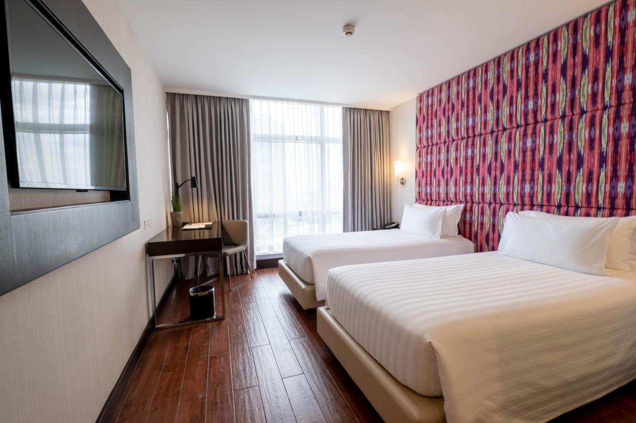 Wynwood Hotel Pasig City Exterior foto